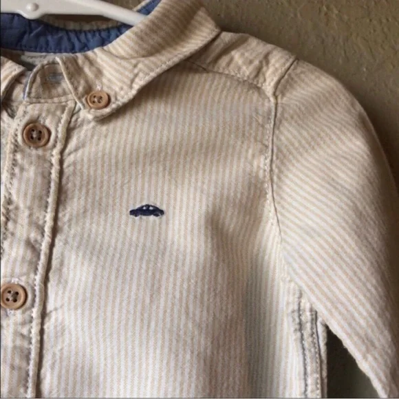 5 Piece Baby Boy Clothing Bundle 6-9 M: 2 Onesies,Button Down Shirt,Pants & Vest - Picture 3 of 16